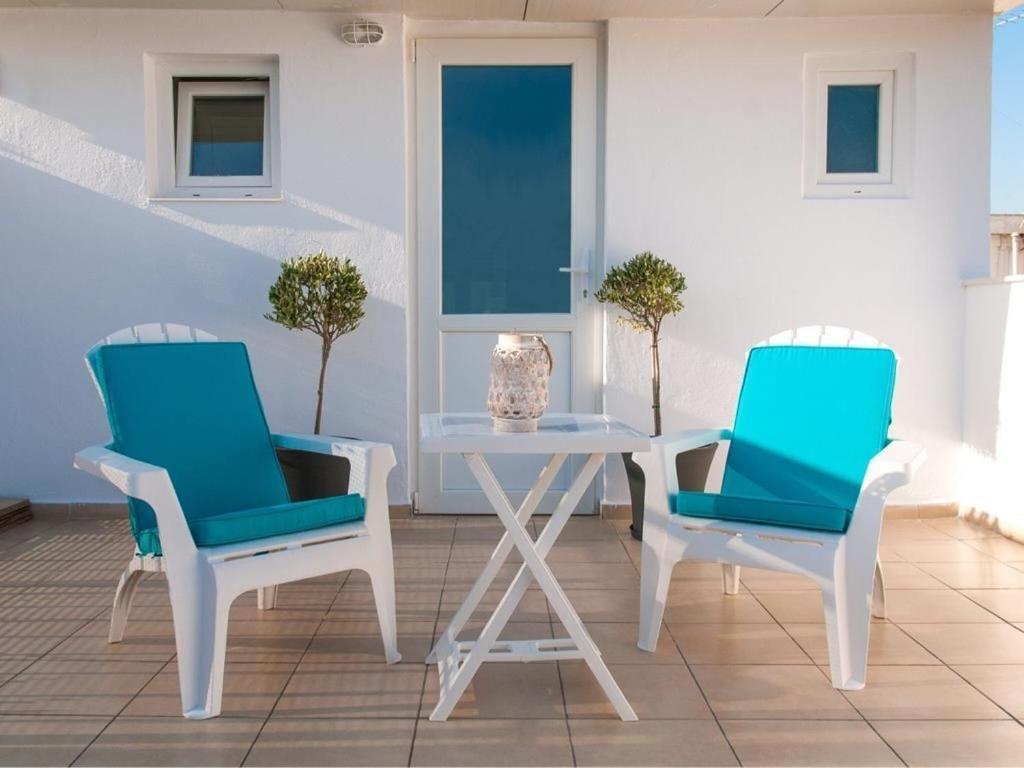 Konstantinou Apartment - Smart & Roof Top Terrace Athen Exterior foto